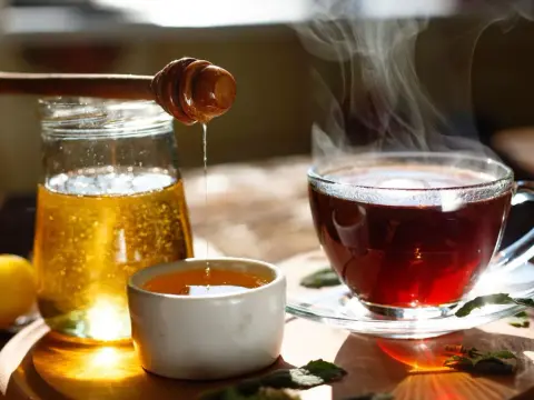 Eau et miel - Boisson de confort ou remède ?