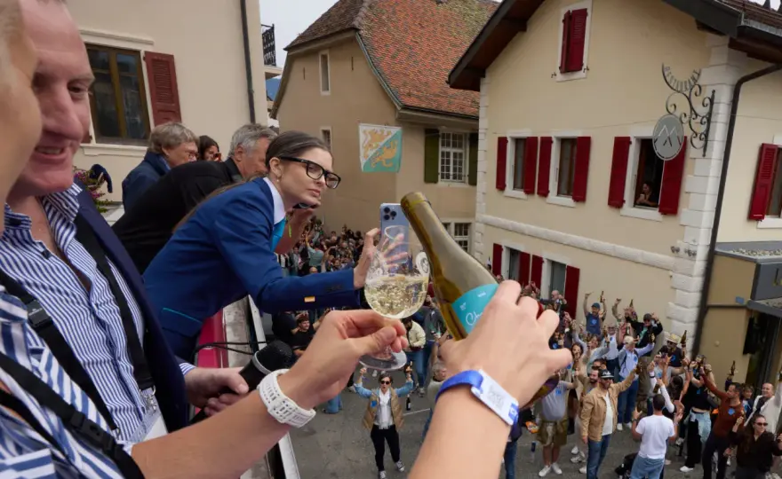 Record bouteille de vin géante - Mythe ou réalité pour le service?