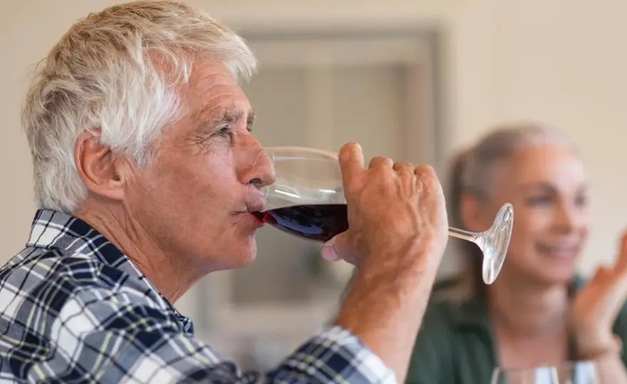 Vin trop vieux - Risques santé et signes à repérer