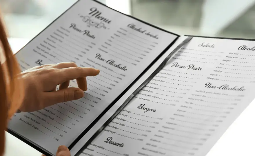 Service au Verre - Guide pour une carte rentable et efficace
